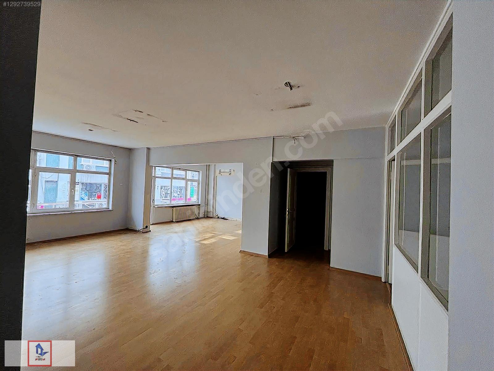 Bahariye'de Starbucks Yanında 1. Kat Geniş Cepheli 170 m² İş Yeri — görsel 13