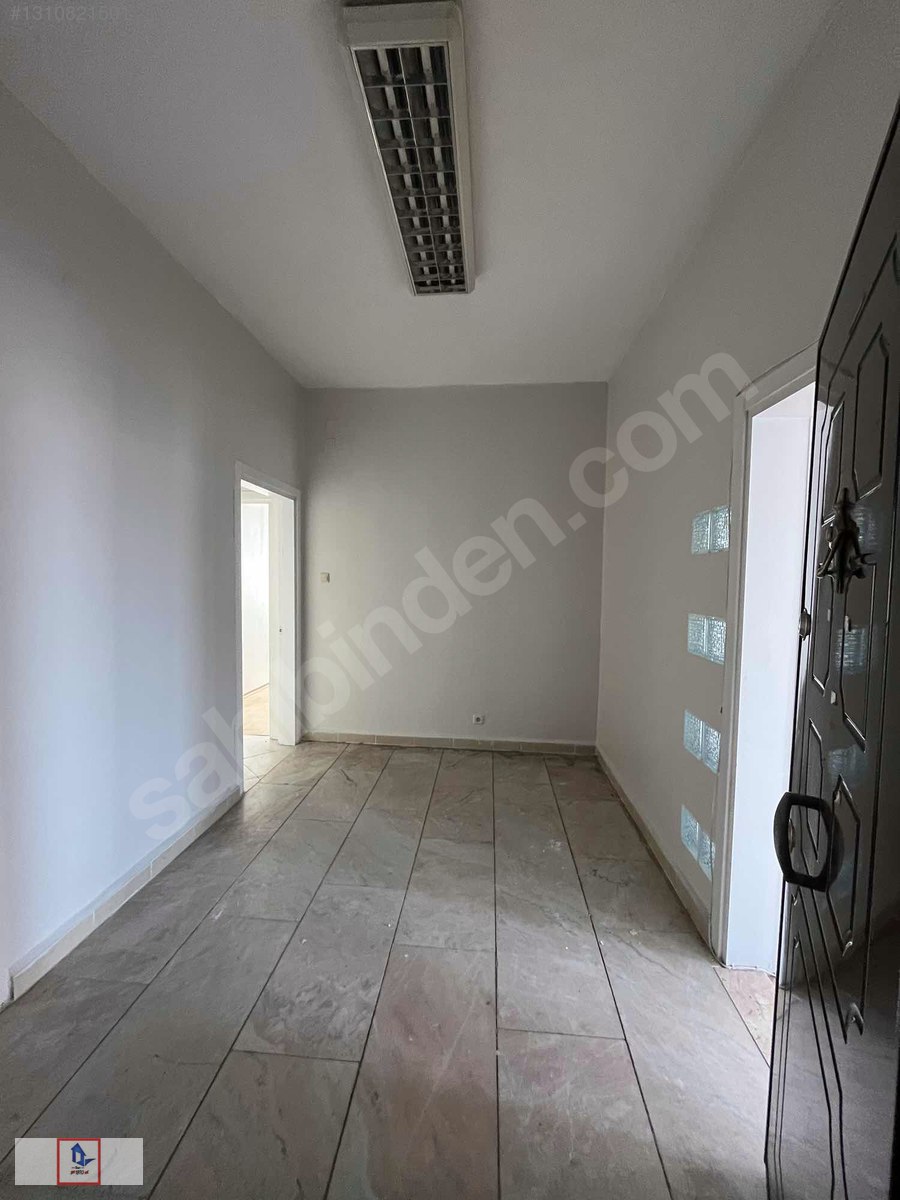 Bahariye'de Köşe Konumda 3. Kat 180 m² Kombili İş Yeri — görsel 11