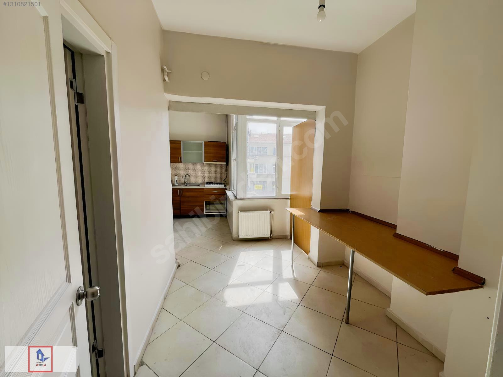 Bahariye'de Köşe Konumda 3. Kat 180 m² Kombili İş Yeri — görsel 21