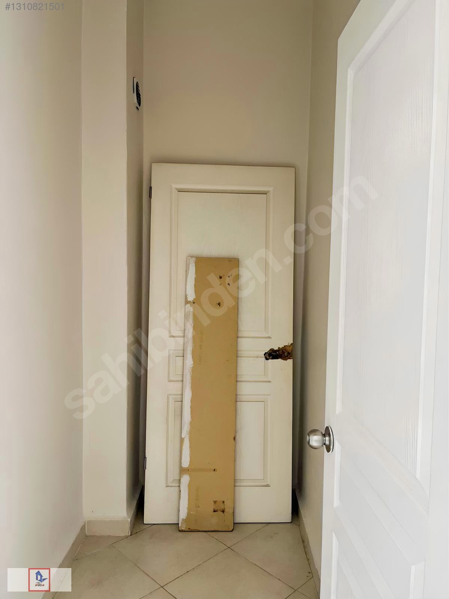 Bahariye'de Köşe Konumda 3. Kat 180 m² Kombili İş Yeri — görsel 23