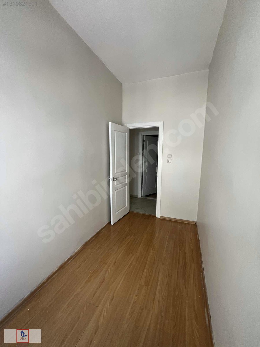Bahariye'de Köşe Konumda 3. Kat 180 m² Kombili İş Yeri — görsel 27