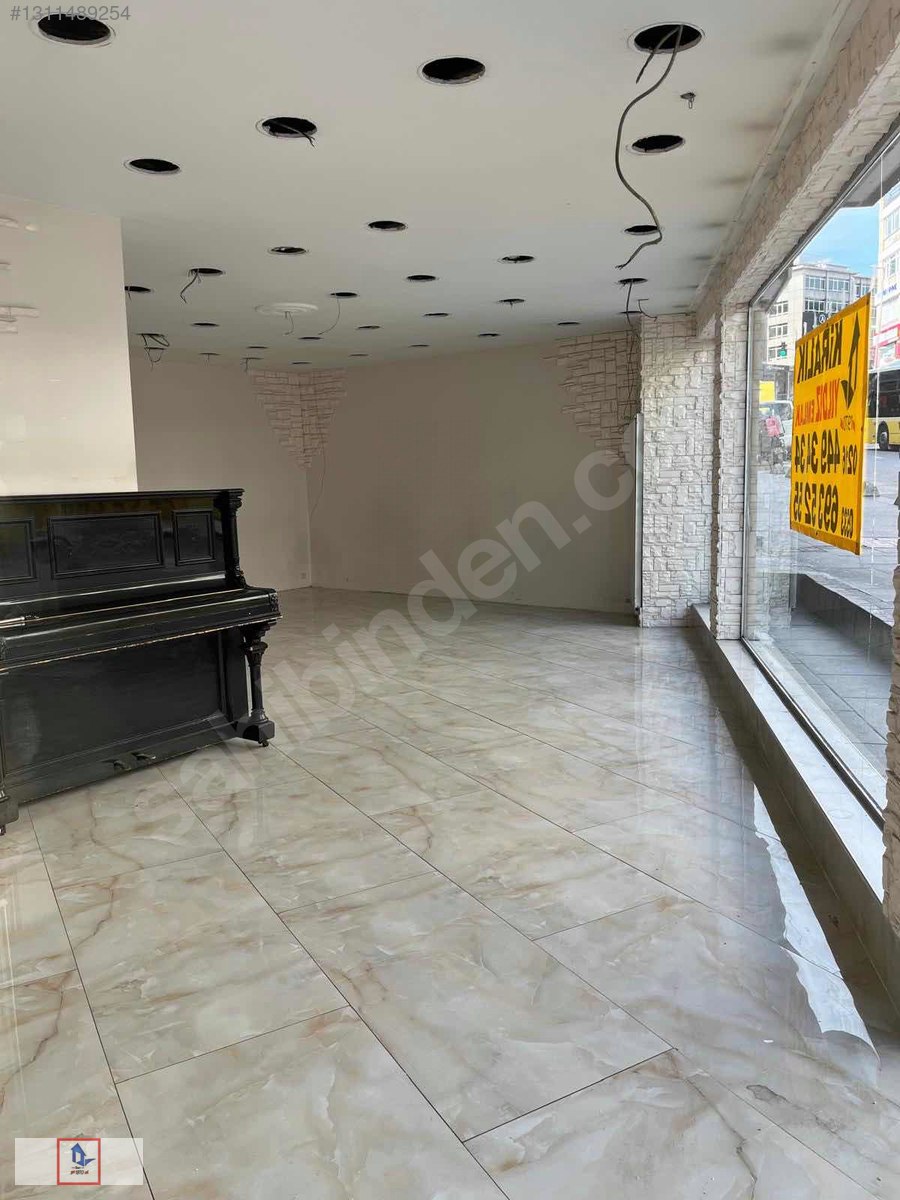 Söğütlüçeşme Caddesi'nde Boğa'ya Yakın 50 m² Geniş Cepheli Dükkan — görsel 3