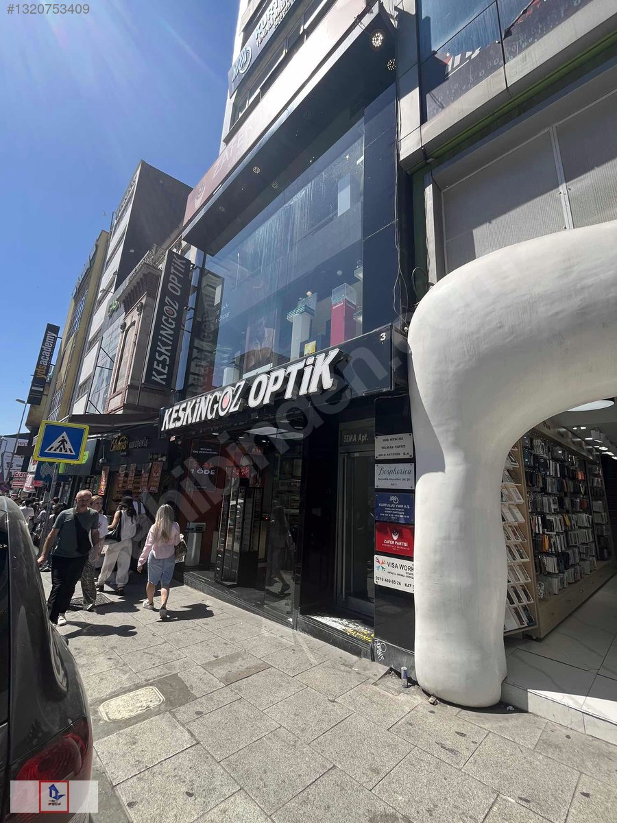 Kadıköy Söğütlüçeşme Caddesi'nde Kiralık 480 m² Dükkan — görsel 9
