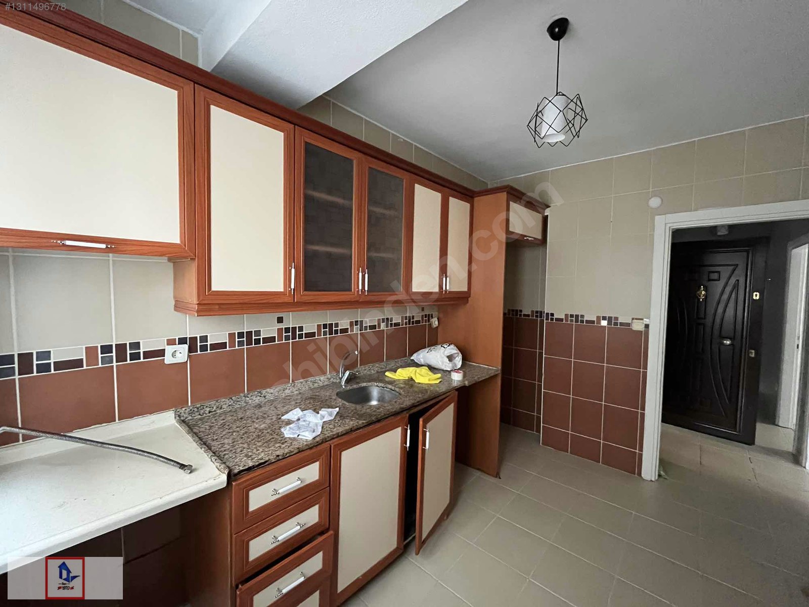 Ümraniye Adalar Sokak'ta 2+1, 1. Kat, 80 m² Kombili Boş Daire — görsel 8